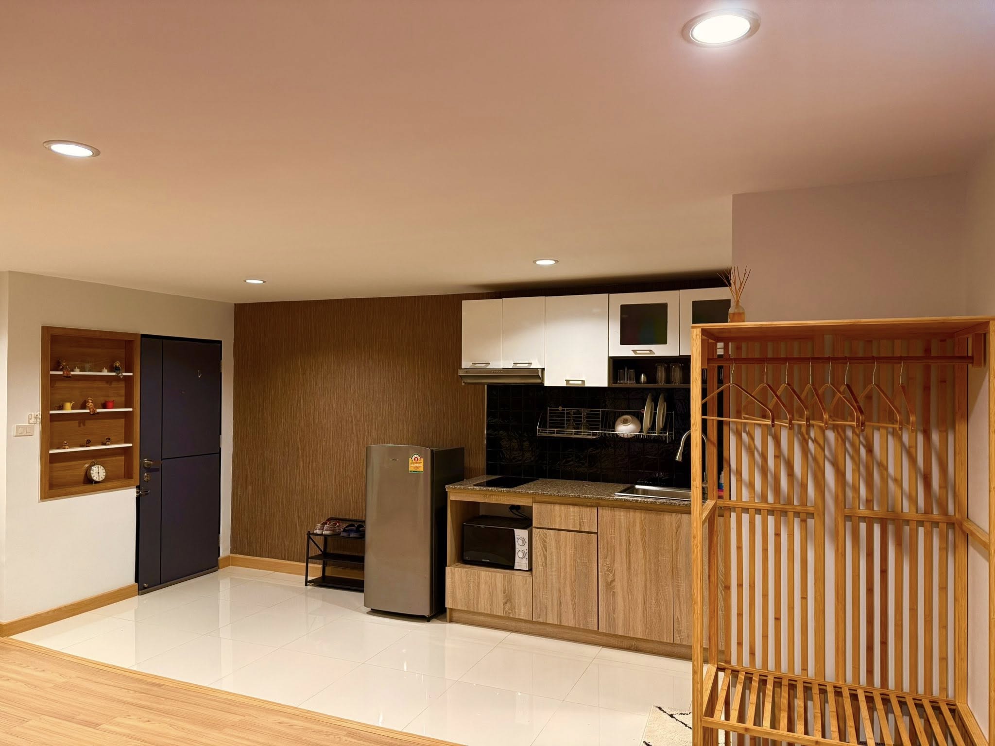 ขายและให้เช่า คอนโด สุเทพ Airport Home Condo ใกล้สนามบิน เดินทางสะดวก - Photo 2