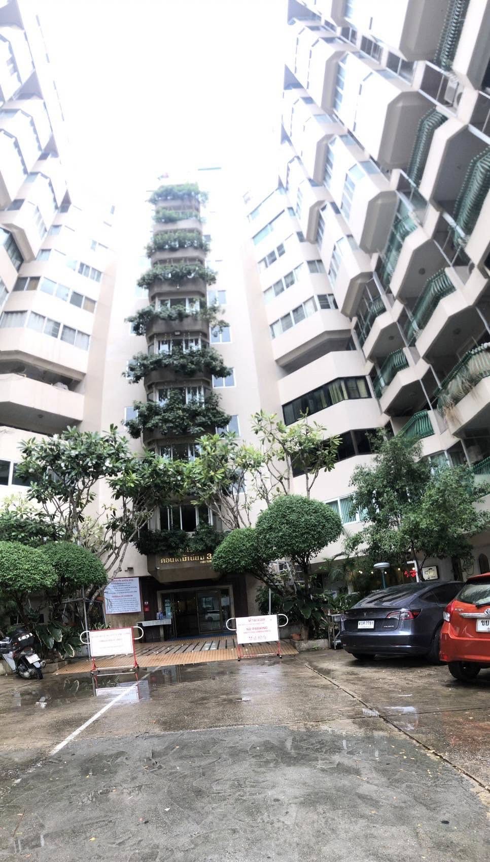 ให้เช่า คอนโด นิมมาน Hillside 3 โลเคชันดี ใกล้คาเฟ่และห้าง