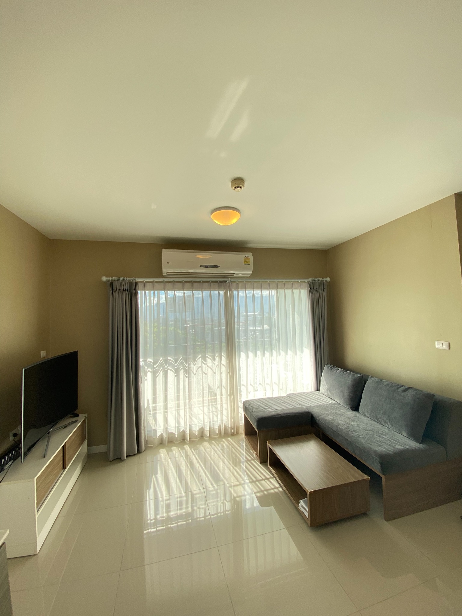 ขาย คอนโด ฟ้าฮ่าม-รวมโชค D Condo Nim ห้องใหญ่ เหมาะอยู่เอง