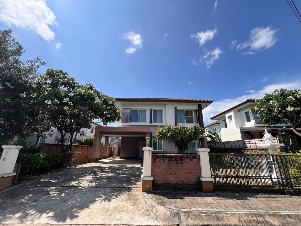 ✨ **บ้านแฝดสร้างใหม่ สไตล์คอนเทมโพรารีโมเดิร์น ให้เช่า | โซนกาดฝรั่ง หางดง เชียงใหม่