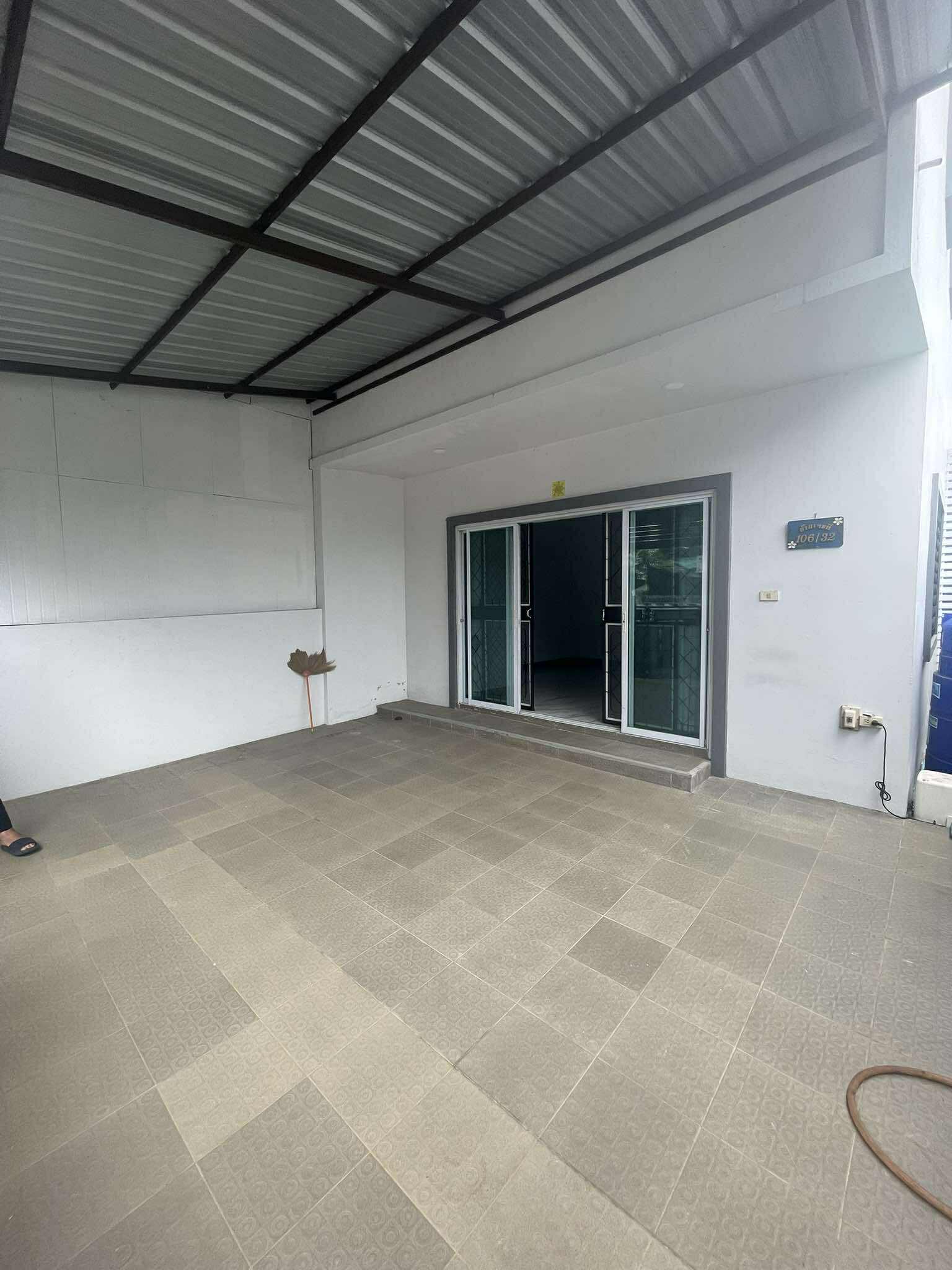 ให้เช่า บ้านแฝด สุเทพ ย่านช่างทอง ทำเลชุมชน เดินทางสะดวก