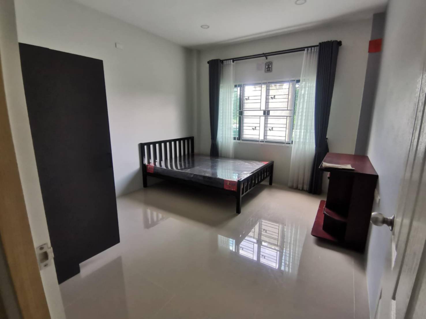 ให้เช่า บ้านเดี่ยว สันกำแพง-ดอยสะเก็ด บ้านมอญ โครงการน่าอยู่ เดินทางสะดวก - Photo 2