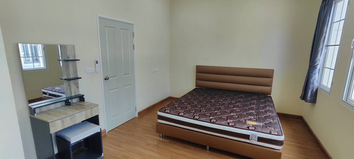 ให้เช่า ทาวน์โฮม ฟ้าฮ่าม-รวมโชค Golden Town ใกล้รวมโชค เดินทางสะดวก