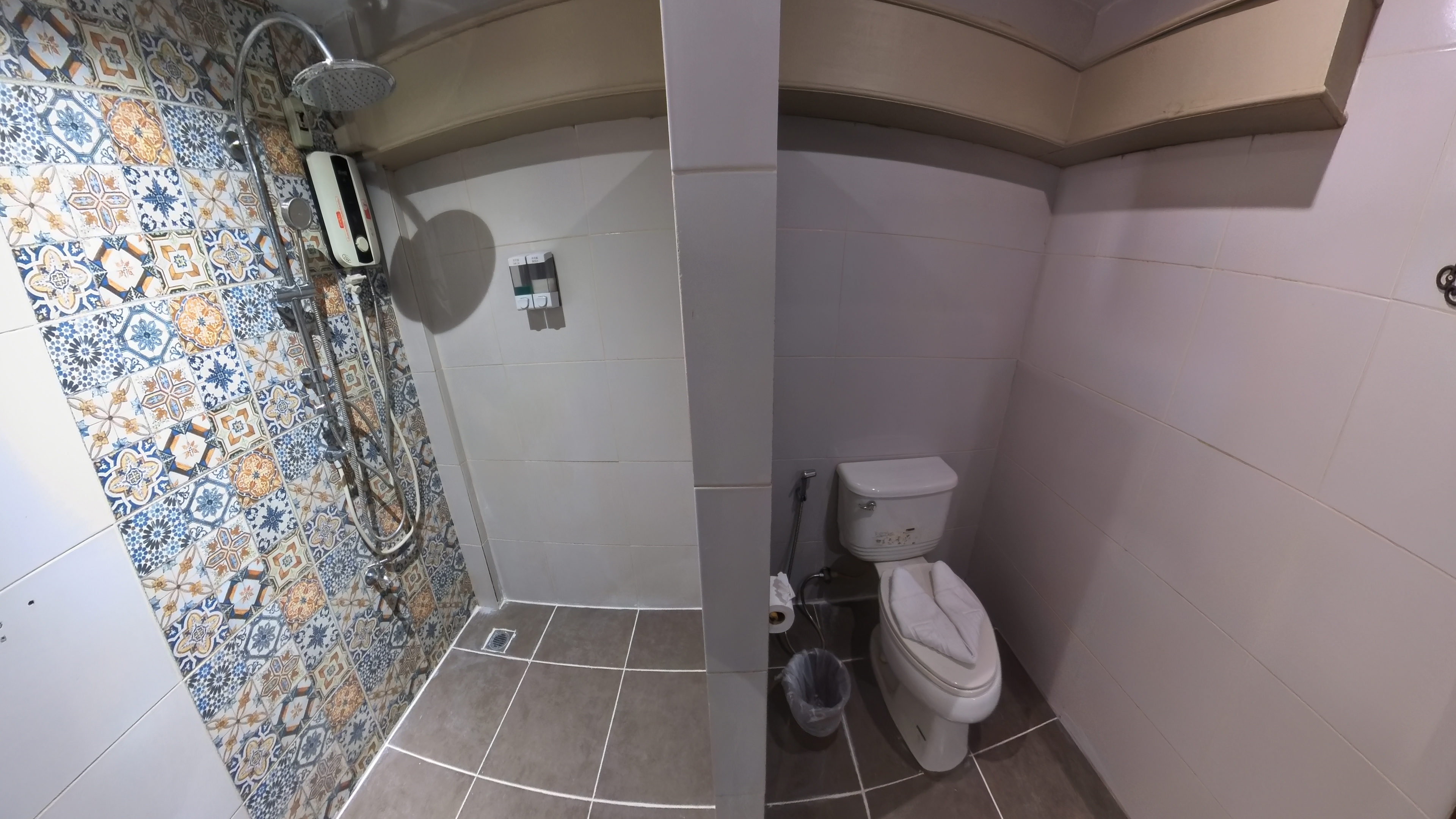 ให้เช่า โรงแรม At Ease as home ทำเลดี เดินทางสะดวก - Photo 3