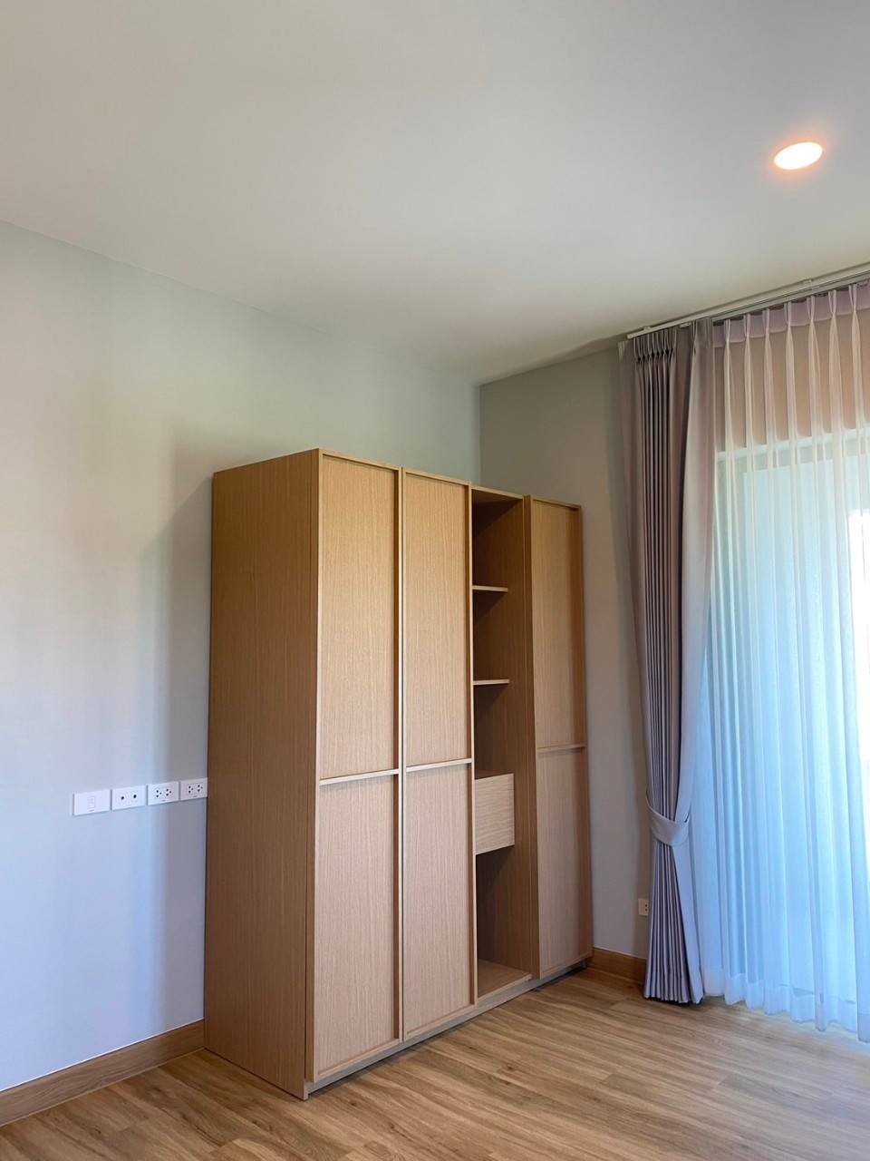 ให้เช่า บ้านเดี่ยว หางดง Graceland โครงการน่าอยู่ เดินทางสะดวก