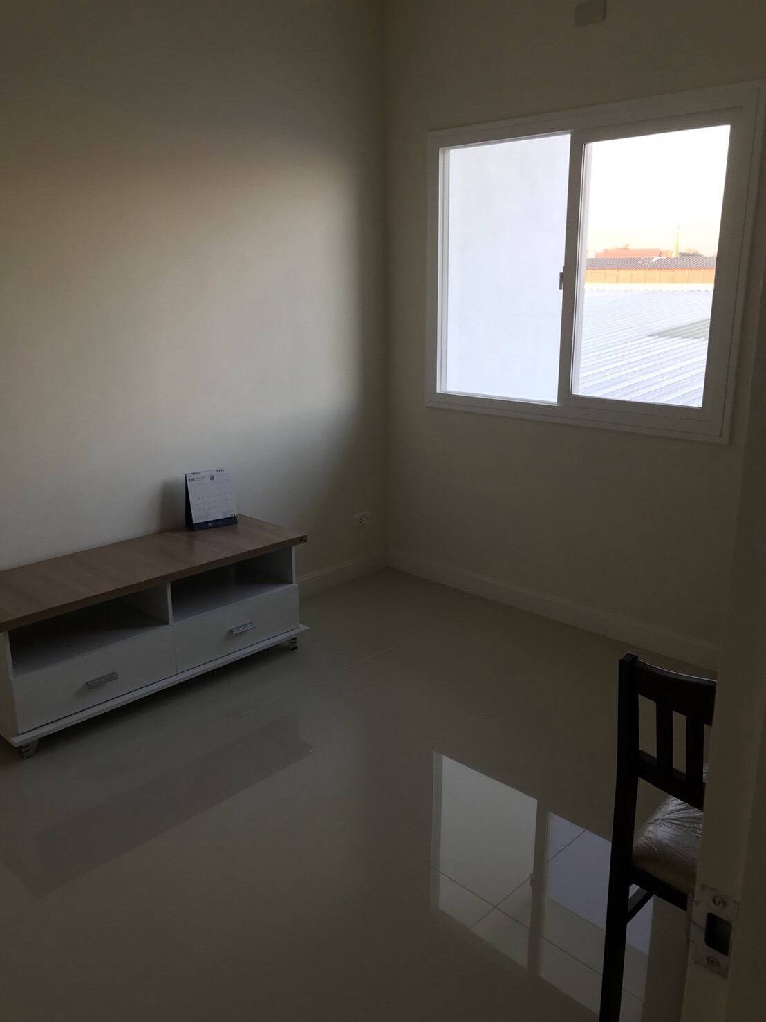 ให้เช่า ทาวน์โฮม ท่าศาลา ทำเลดี เดินทางสะดวก