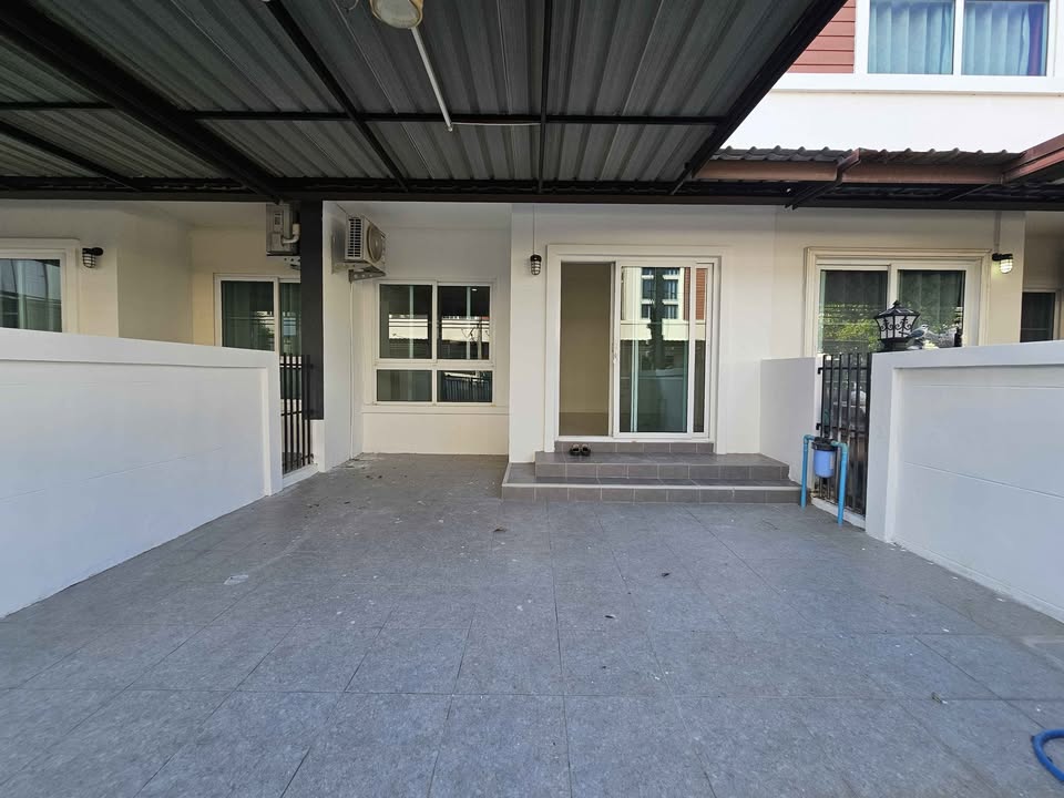 ให้เช่า ทาวน์โฮม ซอยชมจันทร์ ทำเลดี เดินทางสะดวก